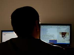 Oxford researcher suggests new measures to keep kids off porn ...