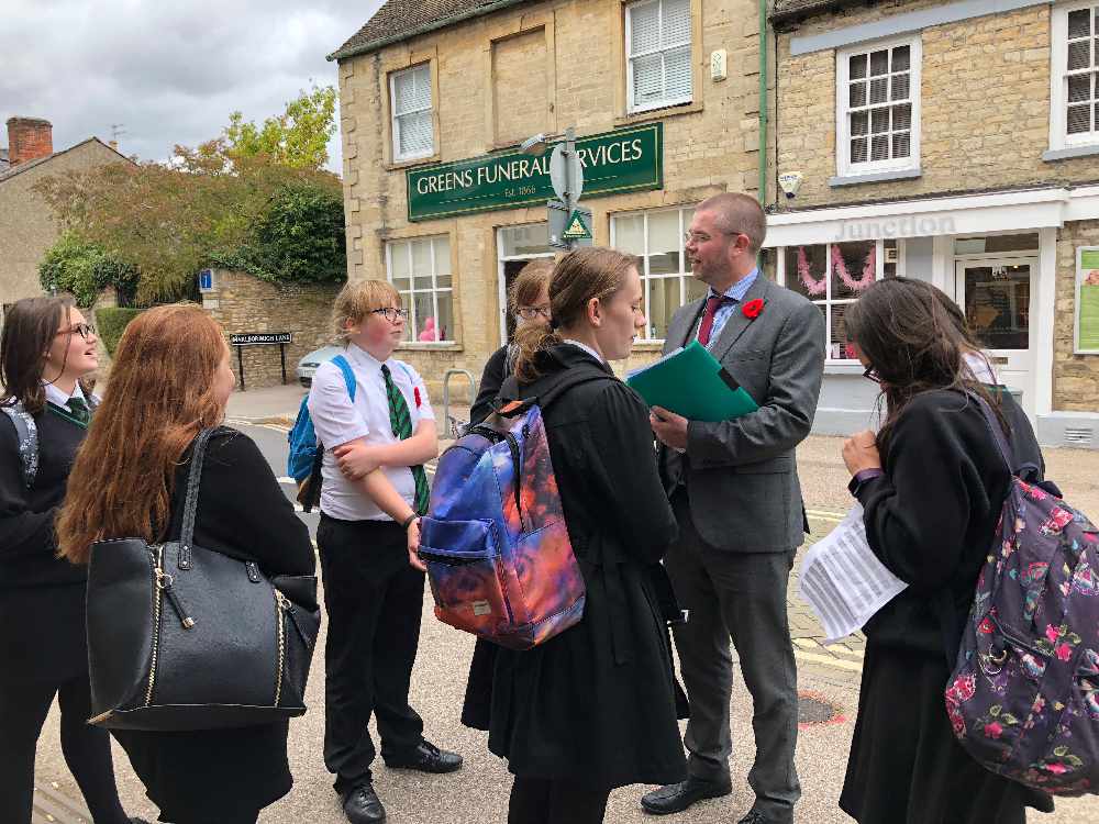 School kids create ‘walking tour’ of Witney's fallen WW1 soldiers