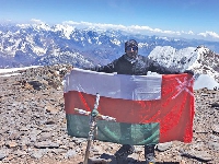 Omani Mountaineer Reaches the Summit of 6,961m Mountain!