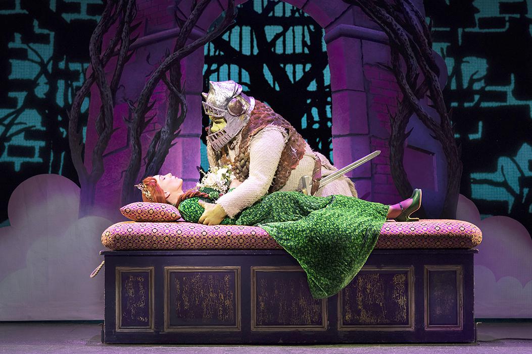 Review Shrek The Musical At The New Alexandra Theatre Black