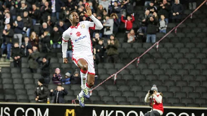 MK Dons Agard Celebrating