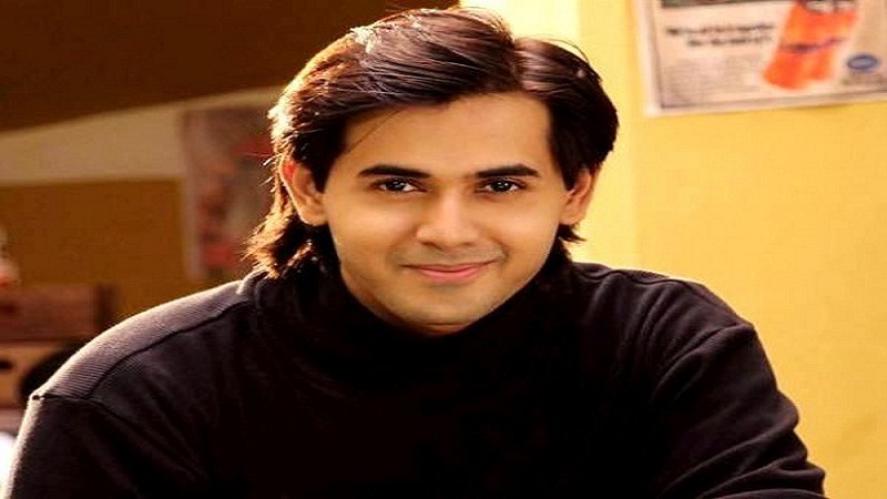 Randeep Rai, flight and Mumbai rains | Cute actors, Cute celebrities,  Handsome anime guys