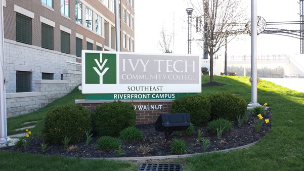 Ivy Tech To Host Express Enrollment Dec 6-10 - Eagle Country 993