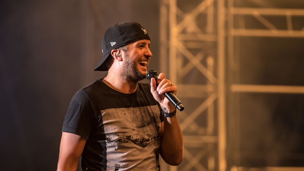 Luke Bryan Going On Tour - Eagle Country 99.3