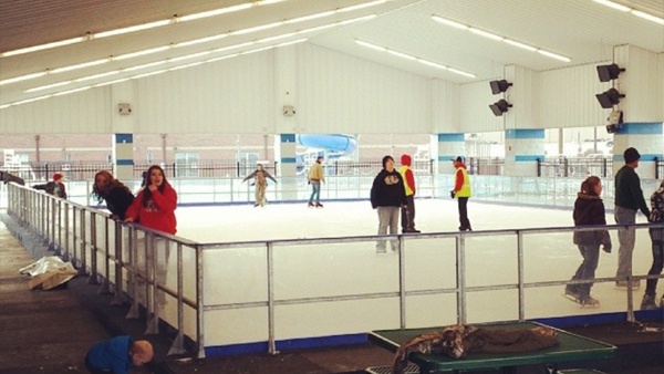 Lawrenceburg S Winter Wonderland Ice Rink Opens Saturday Eagle Country 99 3