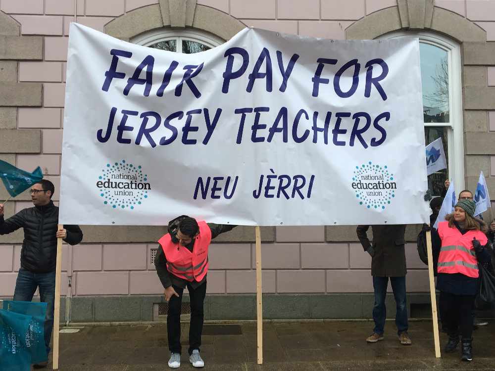 Jersey Teachers To Strike Channel 103