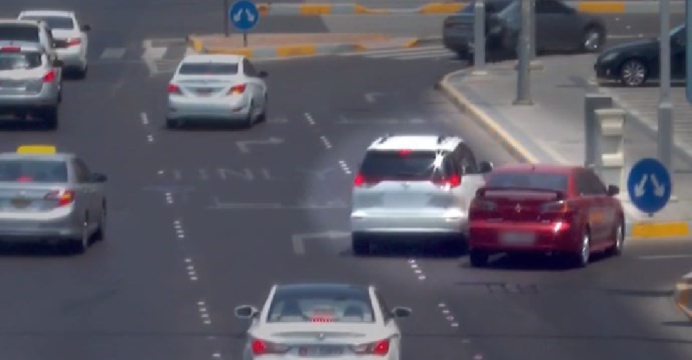 Video: Abu Dhabi police highlight dangers of sudden swerving - ARN News  Centre- Trending News, Sports News, Business News, Dubai News, UAE News,  Gulf, News, Latest news, Arab news, Sharjah News, Gulf