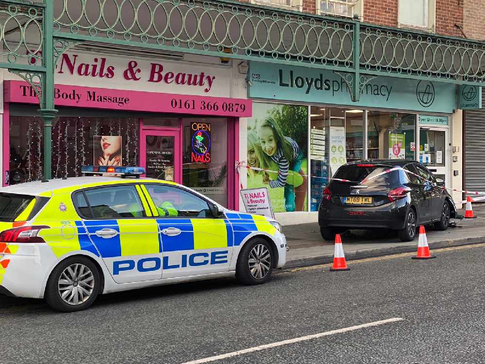 Car Crash On Market Street Hyde Quest Media Network Tameside Radio Tameside Reporter Oldham Reporter Glossop Chronicle